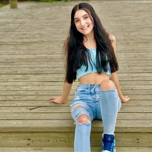 Meet your Posher, Madison